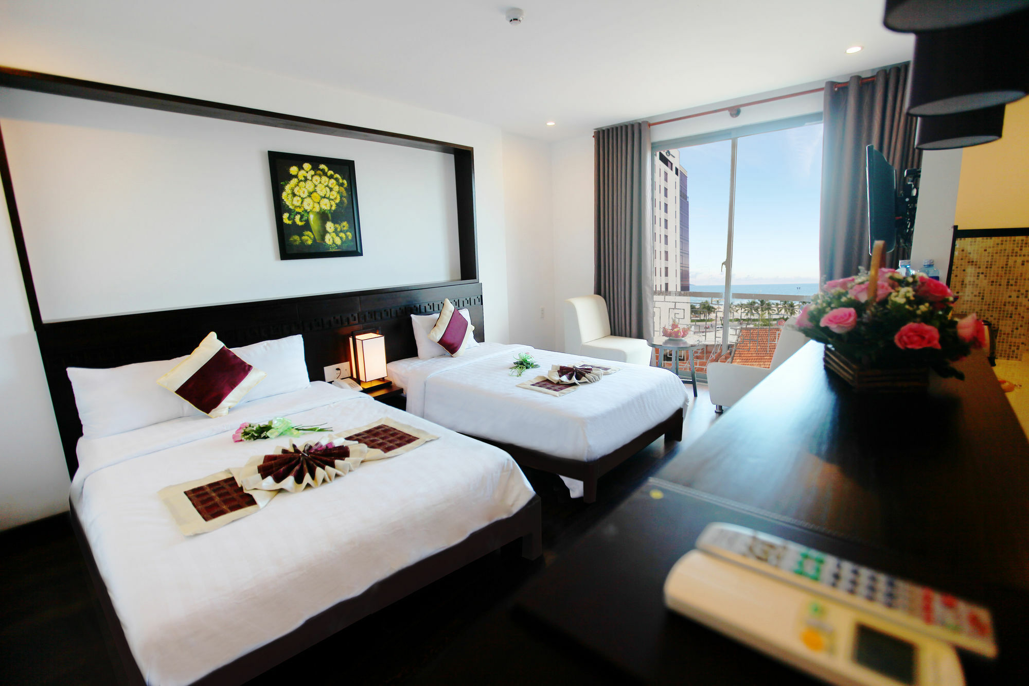 Emily Hotel & Apartment Da Nang Exteriör bild