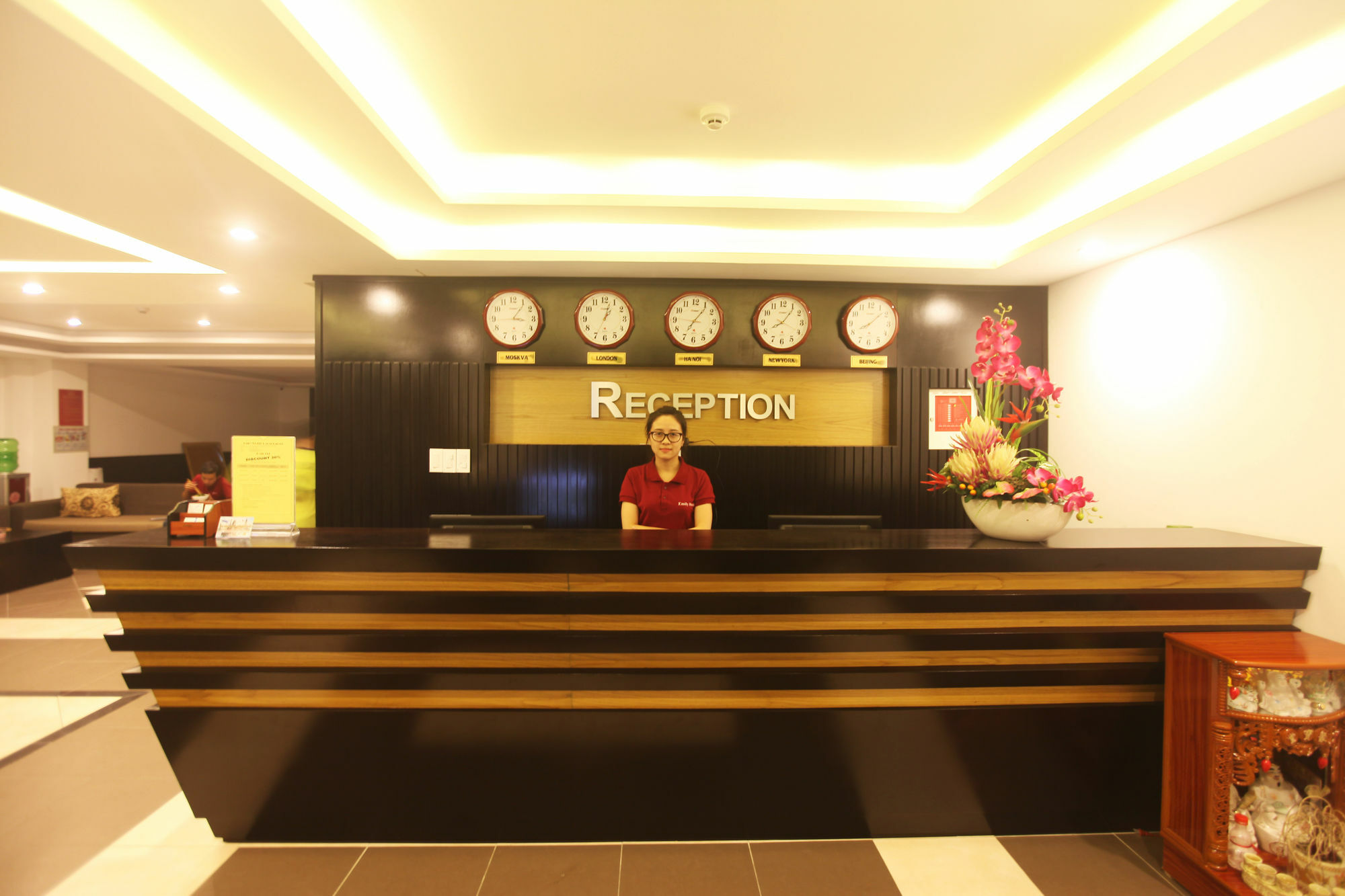 Emily Hotel & Apartment Da Nang Exteriör bild